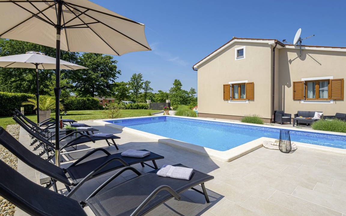 Photo of Others in Cabrunici