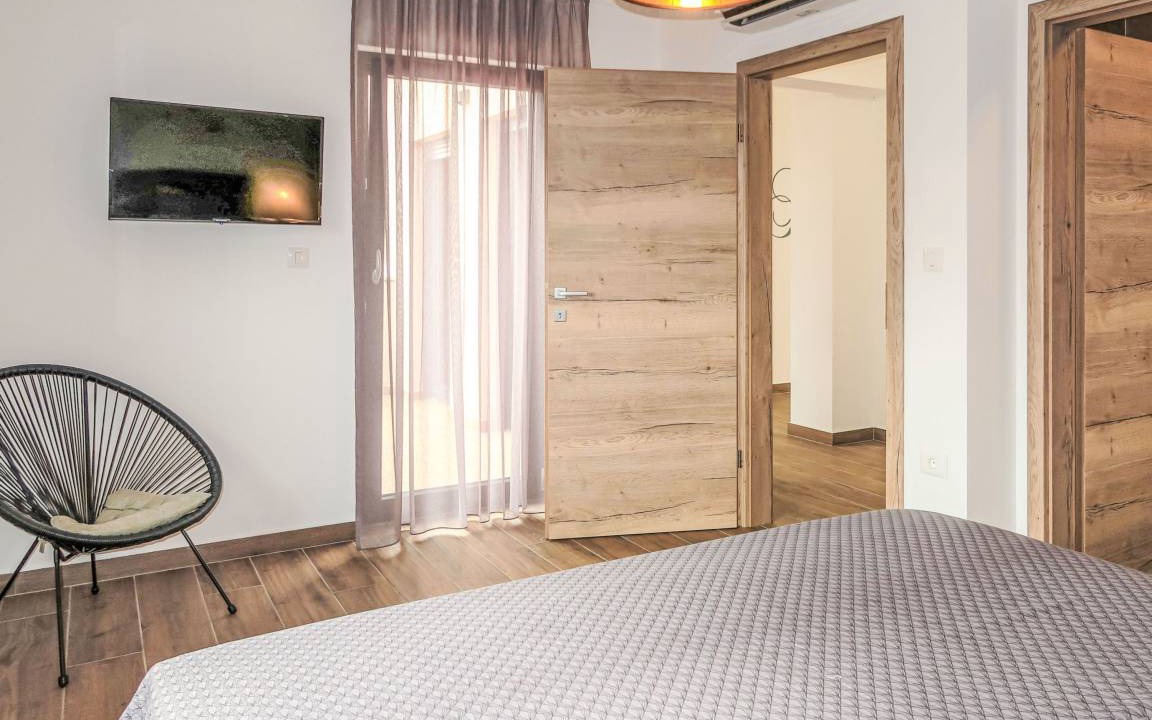 Photo of Bedroom in Topid