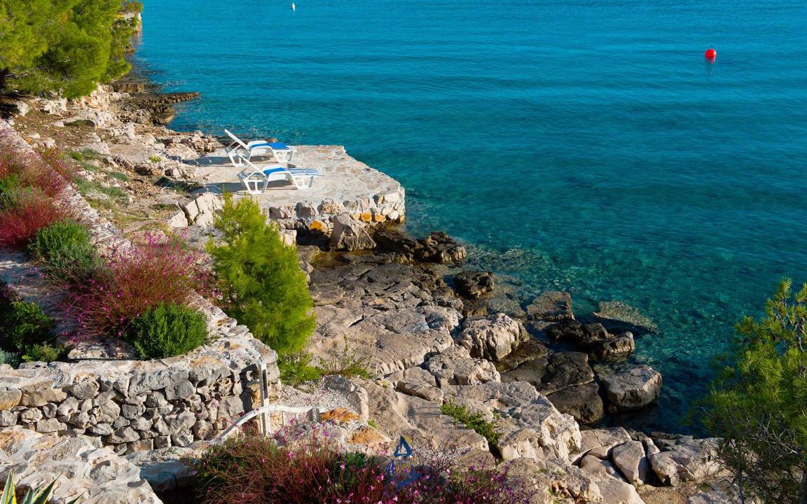 Photo of Others in Cove Osibova (Milna)