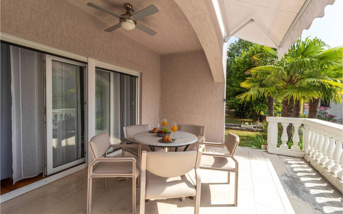 Photo of Patio Balcony in Mihotici