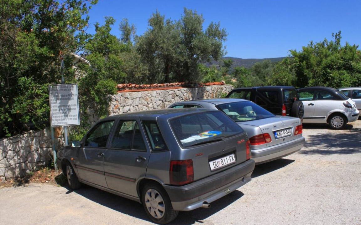 Photo of Others in Valun