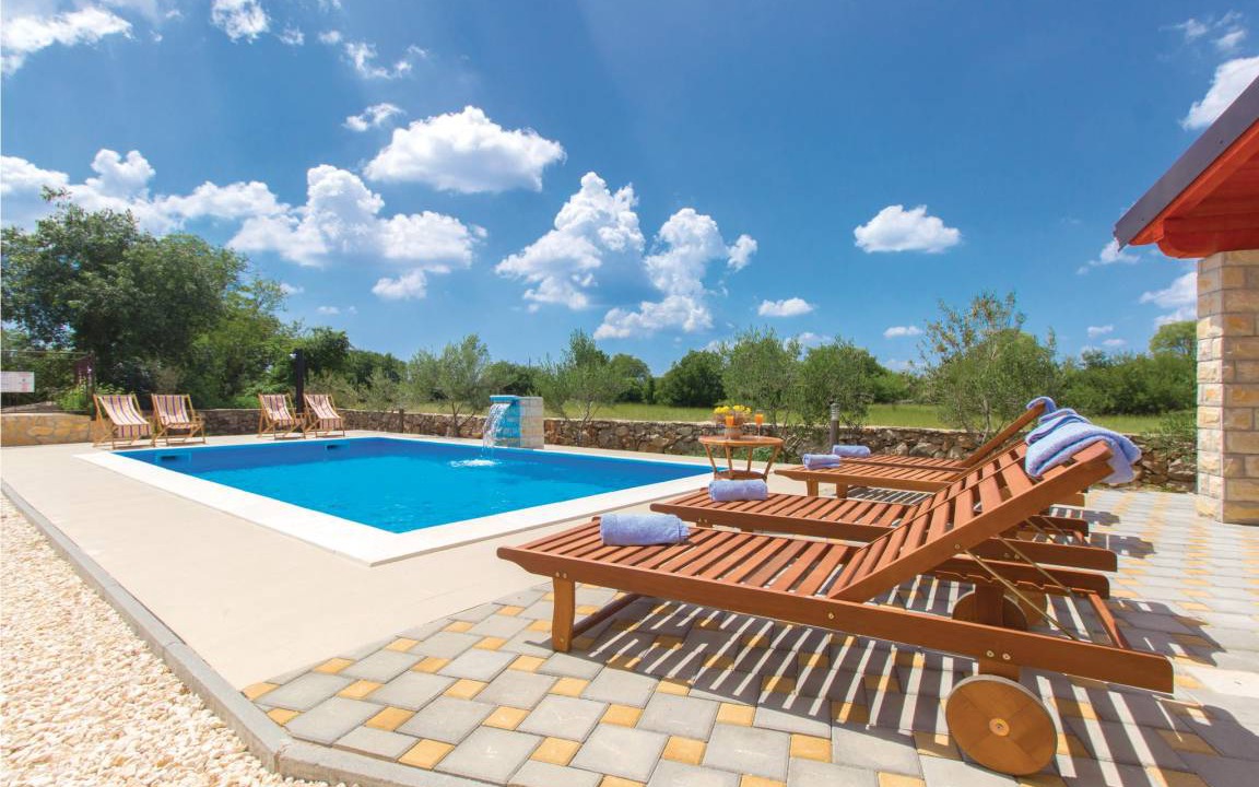 Photo of Outdoor in Bristane