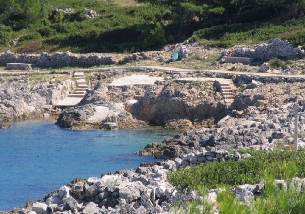 Photo of Others in Cove Murtar