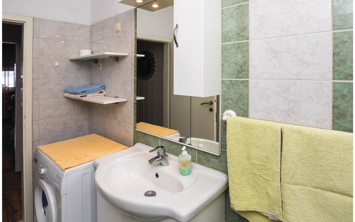 Photo of Bathroom in Borak