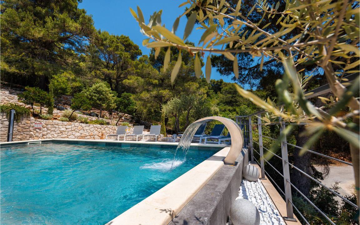 Photo of Others in Komarna