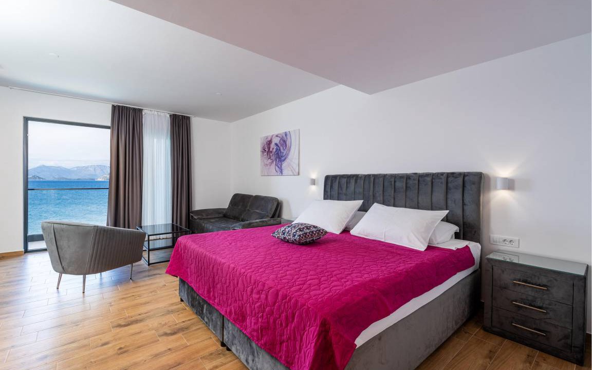 Photo of Bedroom in Sreser