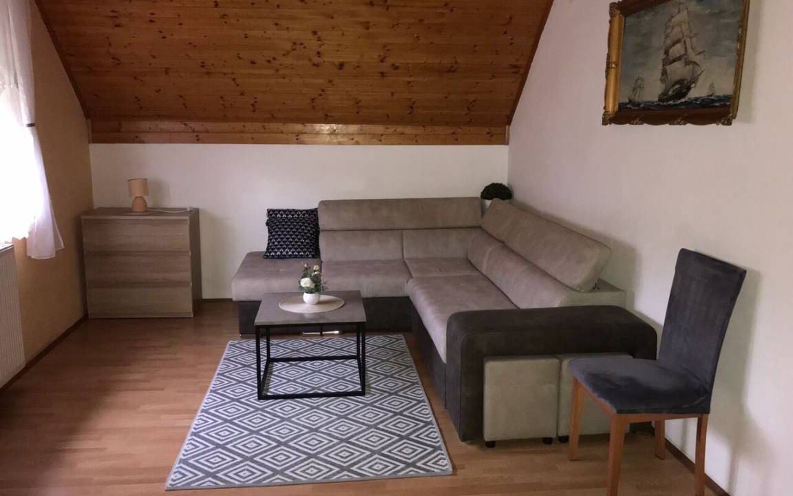 Photo of Livingroom in Catrnja