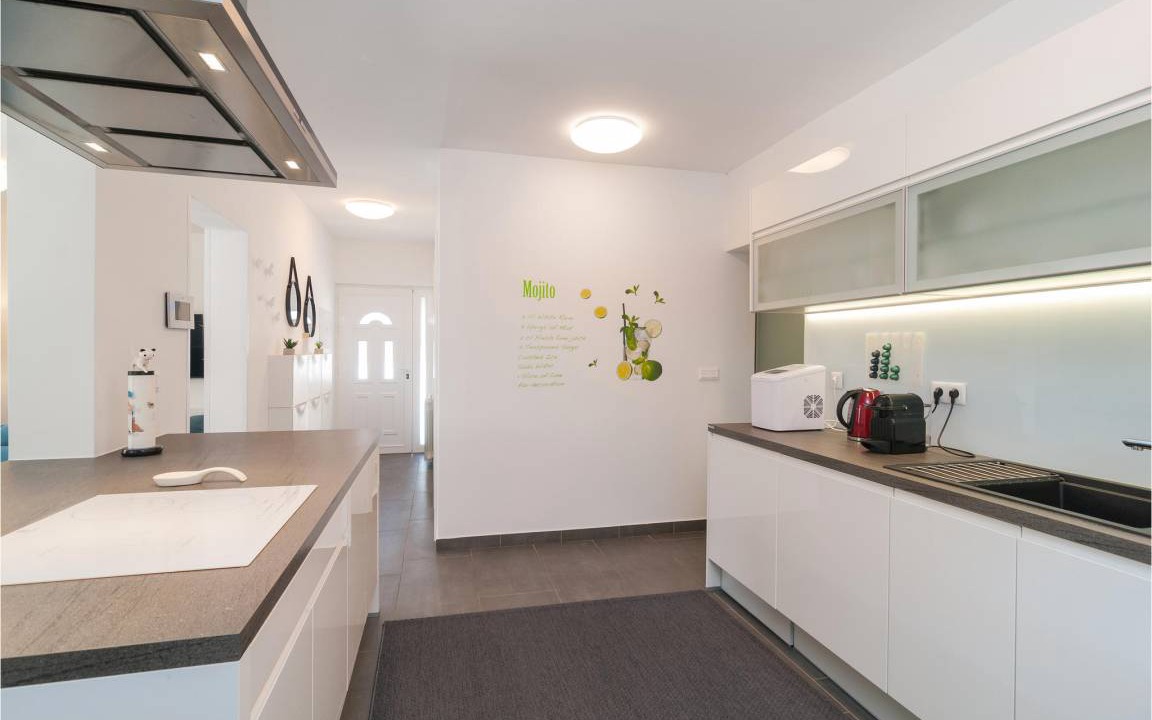 Photo of Kitchen in Zrnovnica