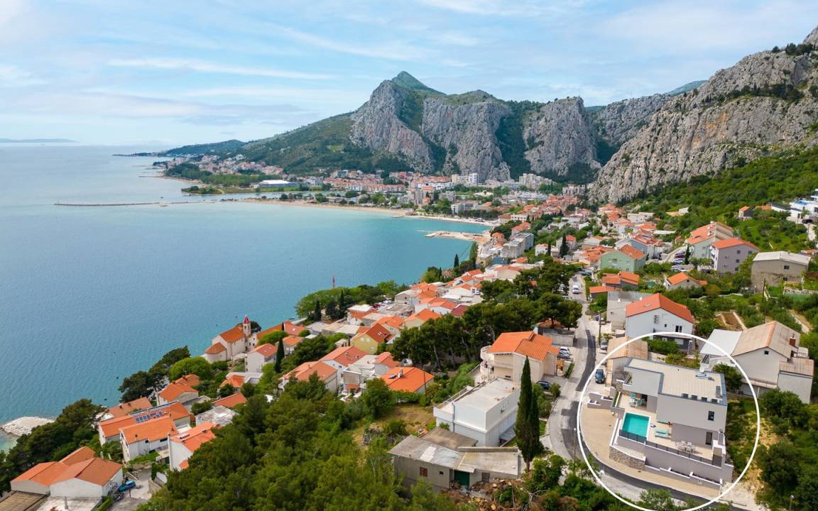 Photo of Others in Omis