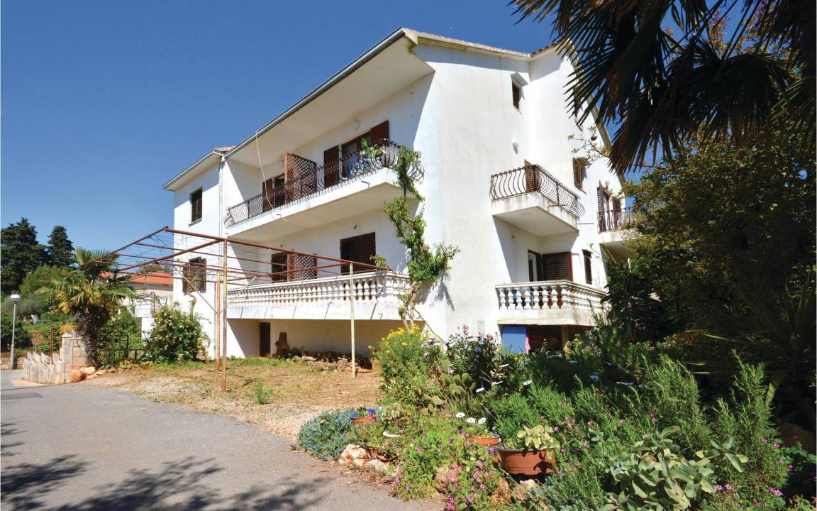 Photo of Buildings in Vrboska