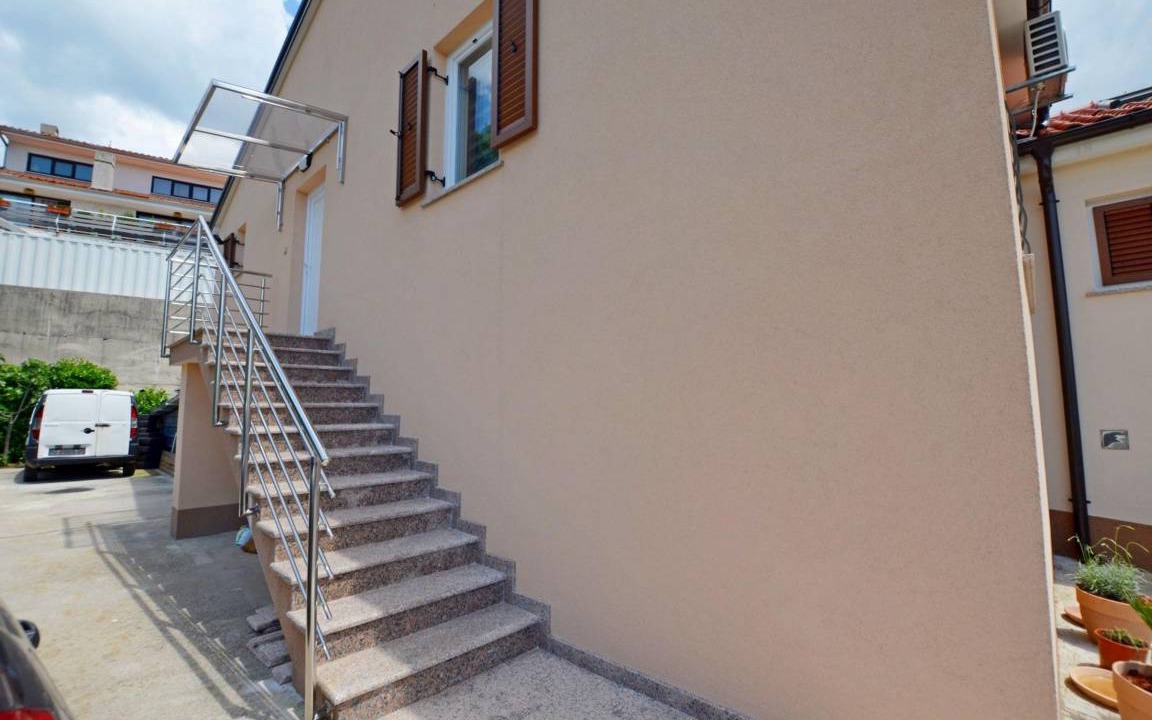 Photo of Others in Jusici