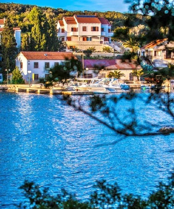 Photo of Others in Molat