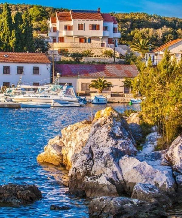 Photo of Others in Molat