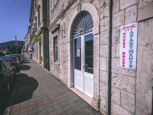Photo of Buildings in Gruz