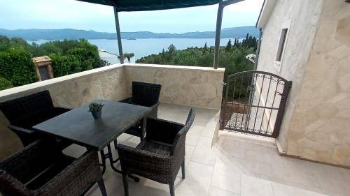 Photo of Patio Balcony in Kremena