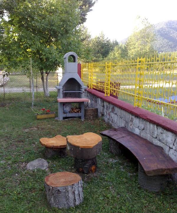 Photo of Others in Seliste
