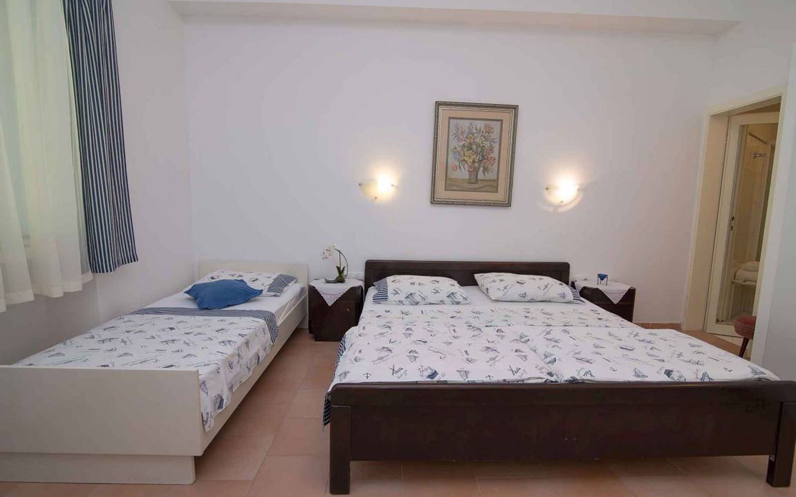 Photo of Bedroom in Cove Murtar