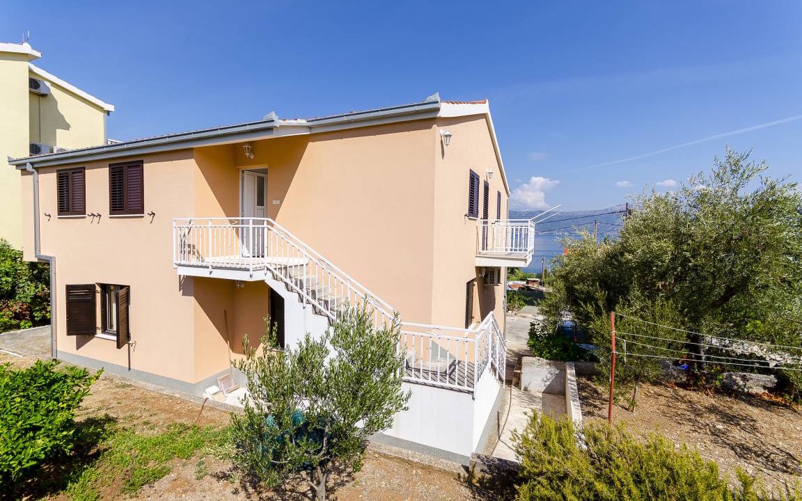 Photo of Buildings in Slatine