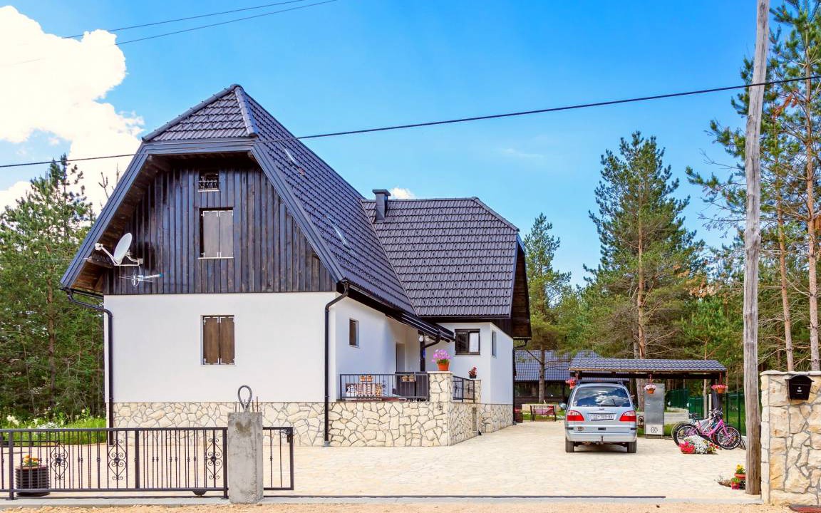 Photo of Buildings in Rudanovac