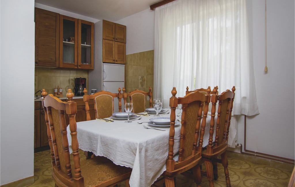 Photo of Livingroom in Topid