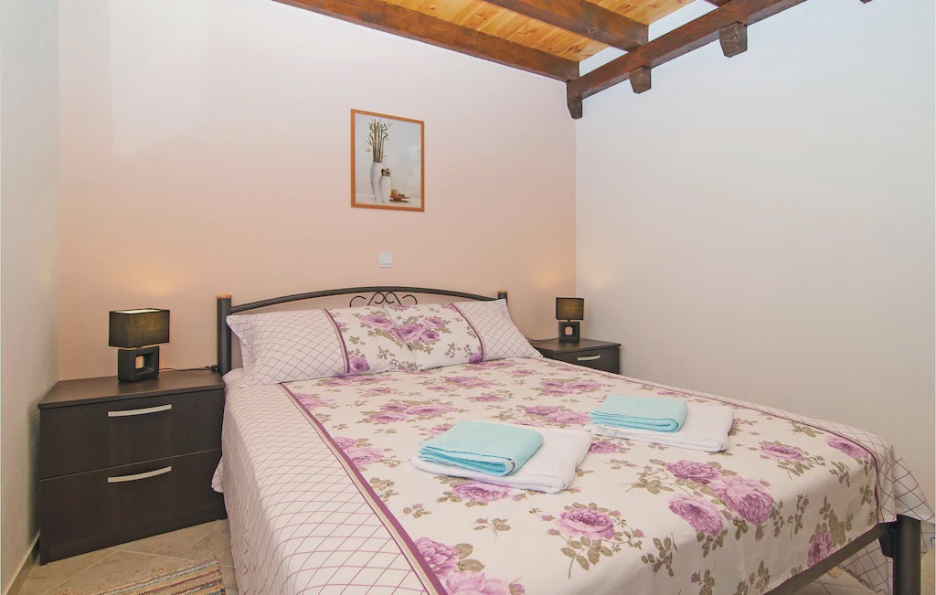 Photo of Bedroom in Pucisca
