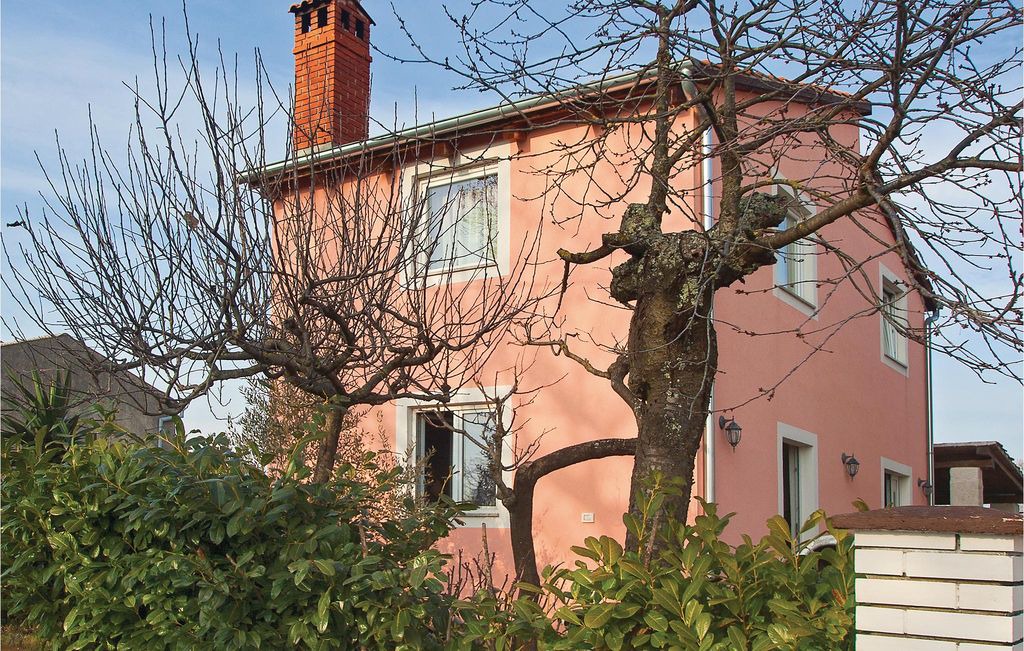 Photo of Buildings in Rezanci