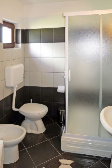 Photo of Bathroom in Matohanci