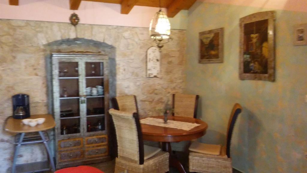 Photo of Livingroom in Sutomiscica