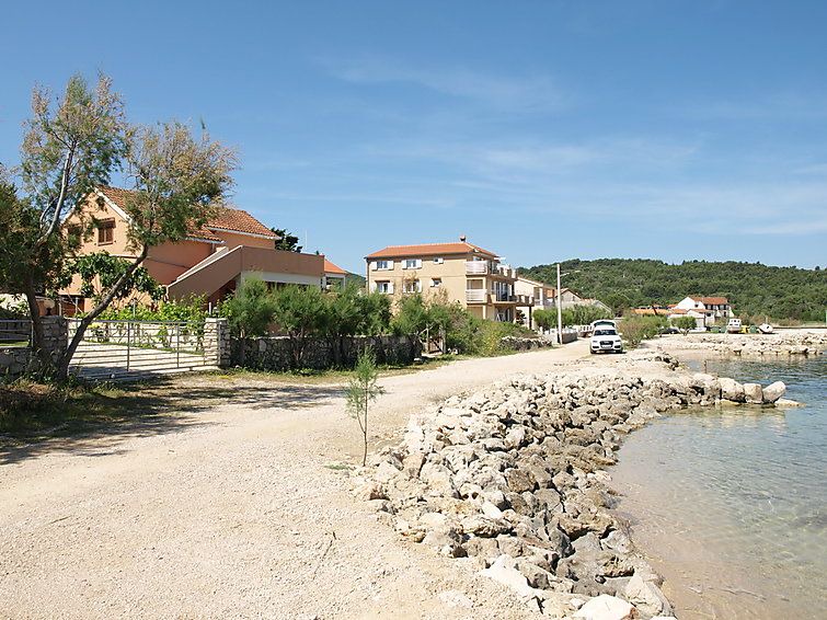 Photo of Outdoor in Banj