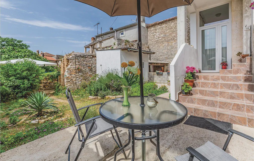 Photo of Patio Balcony in Galizana