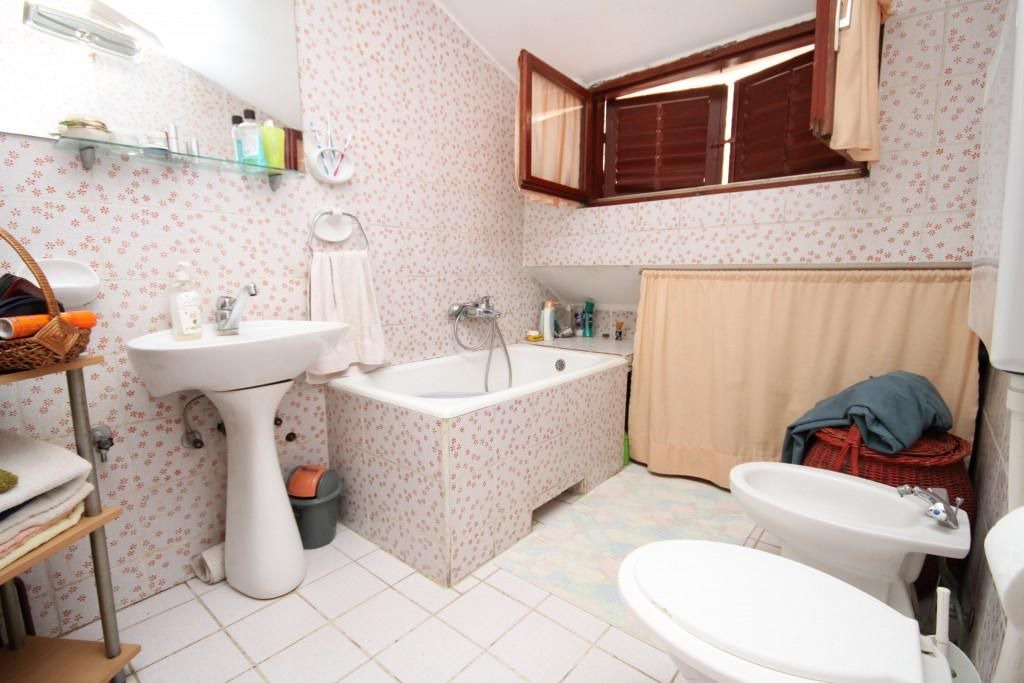 Photo of Bathroom in Pag
