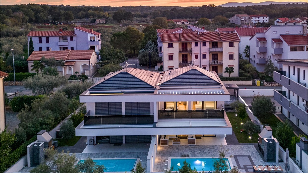 Photo of Outdoor in Porat