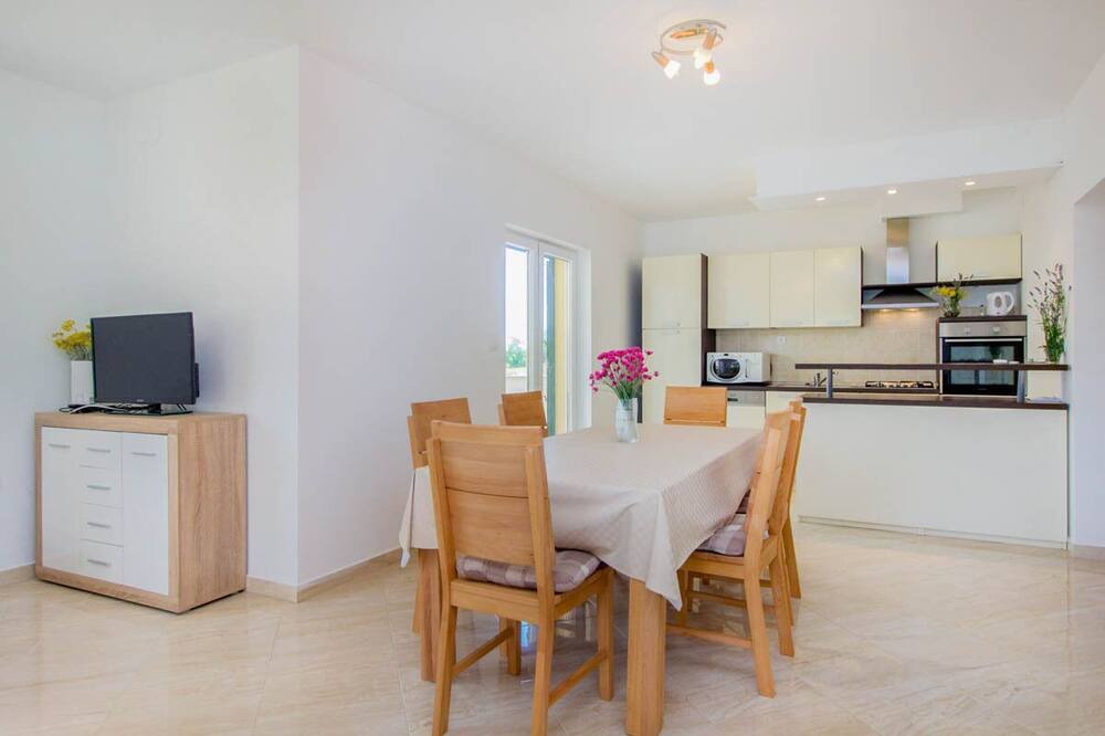 Photo of Kitchen in Bristane