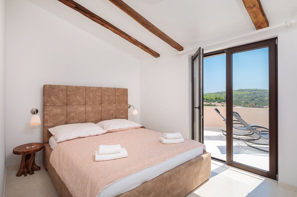 Photo of Bedroom in Seget