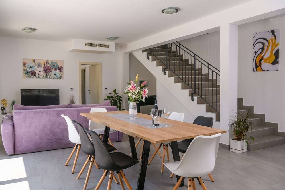 Photo of Livingroom in Brgod