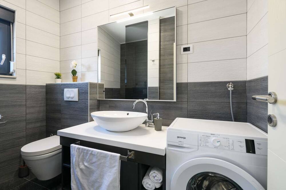 Photo of Bathroom in Brgod
