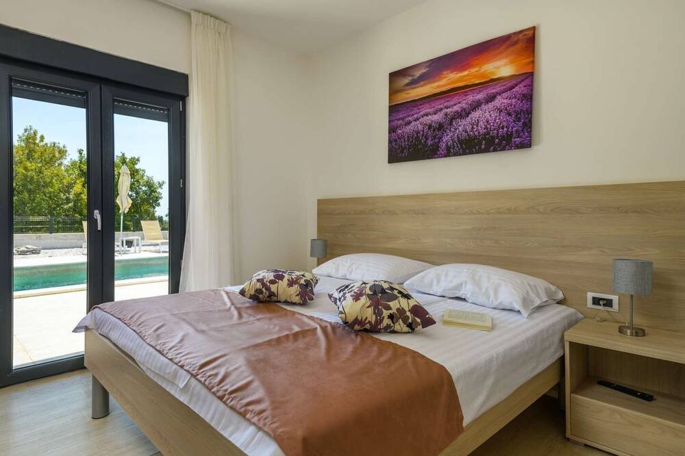 Photo of Bedroom in Brgod