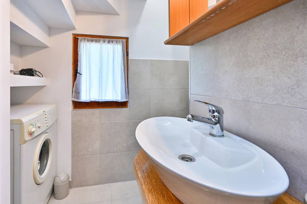 Photo of Bathroom in Pokupsko