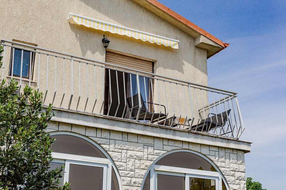 Photo of Patio Balcony in Rubesi
