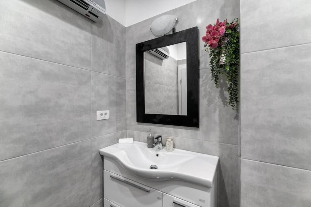 Photo of Bathroom in Klana