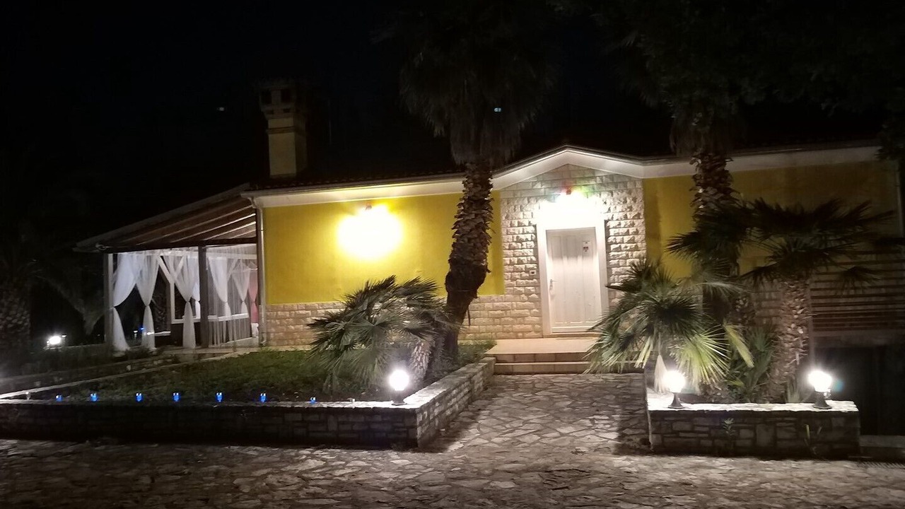 Photo of Outdoor in Seget