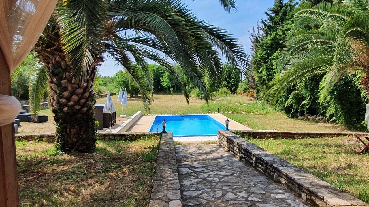 Photo of Outdoor in Seget