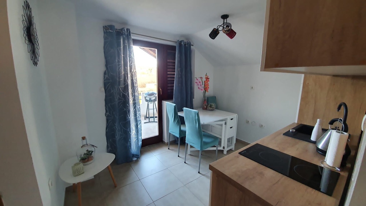 Photo of Kitchen in Cove Parja