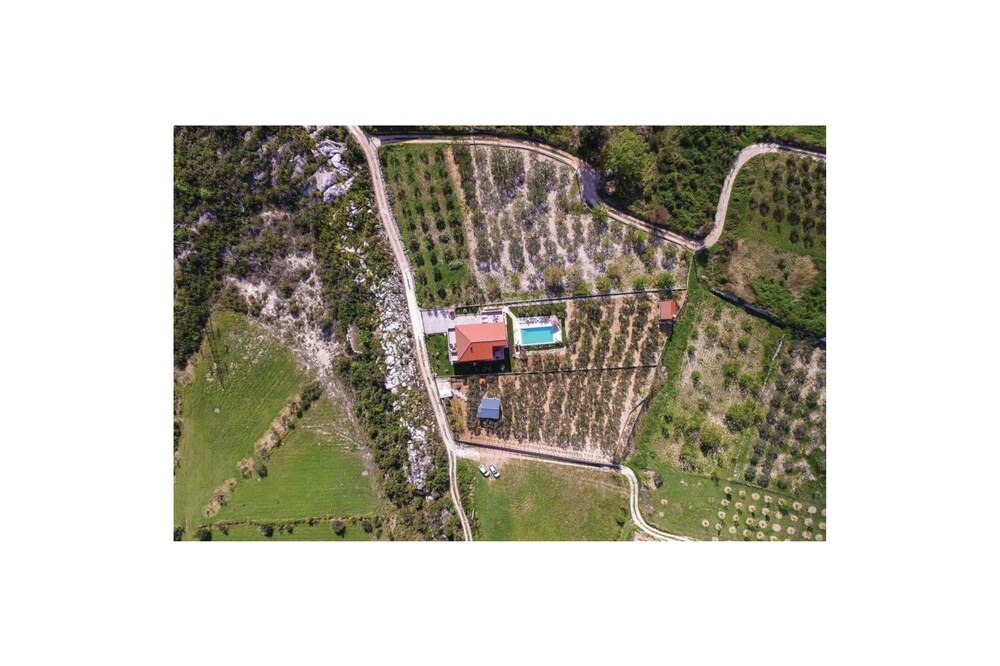 Photo of Outdoor in Rudine