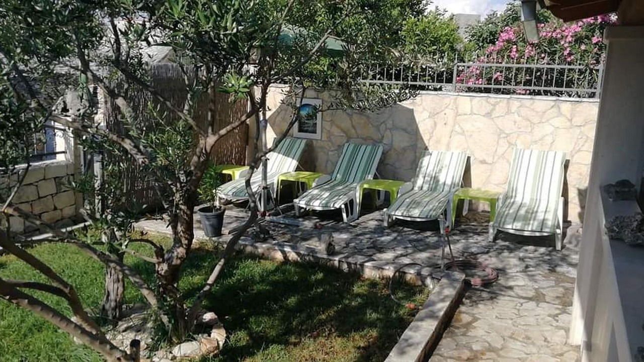 Photo of Outdoor in Dol
