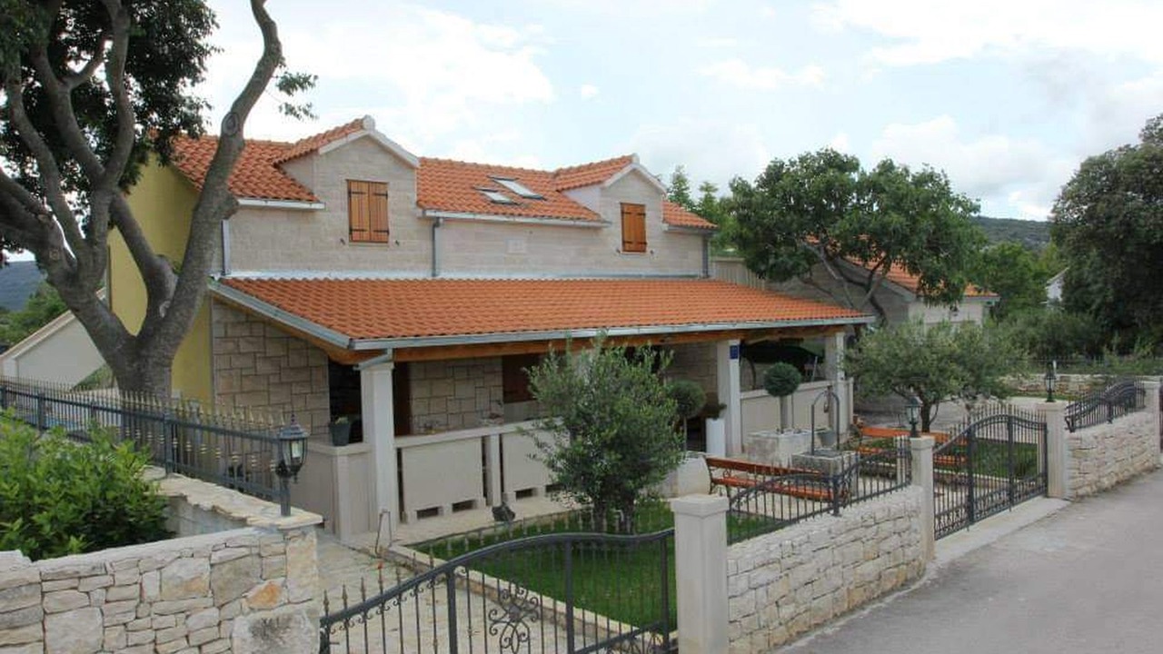 Photo of Outdoor in Dol