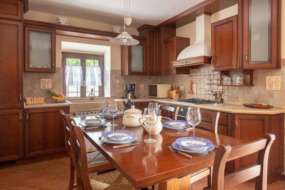 Photo of Kitchen in Momjan
