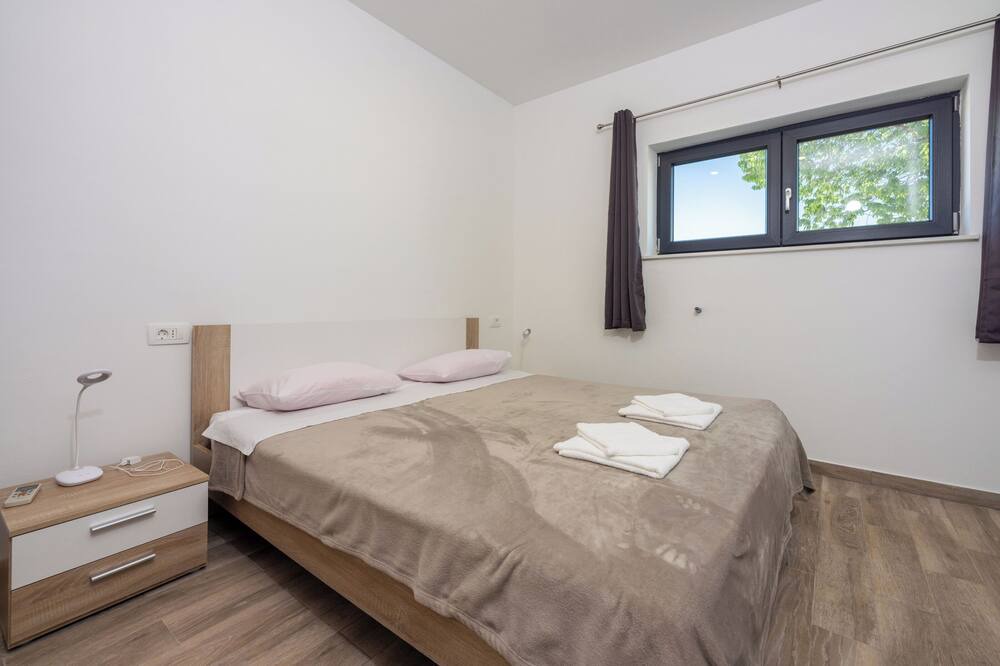 Photo of Bedroom in Topid