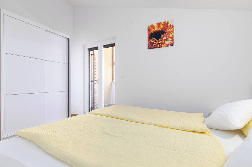 Photo of Bedroom in Frata