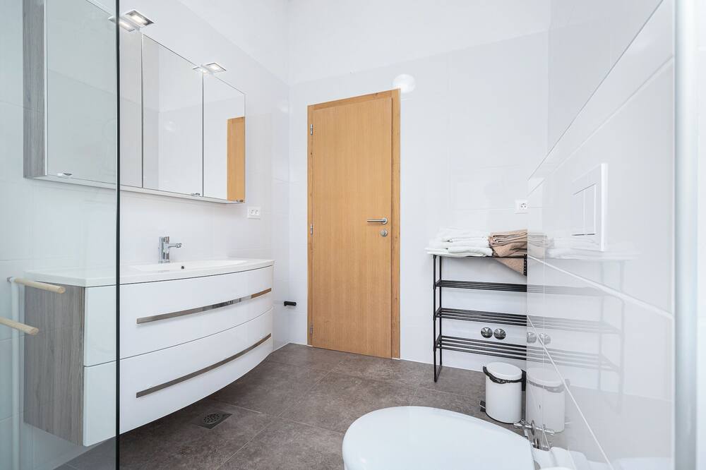 Photo of Bathroom in Frata